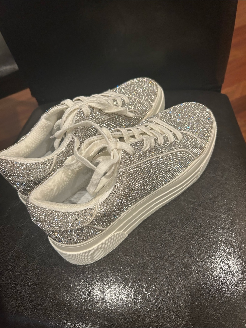 NWT Jessica Simpson Platform Sneakers - Sequined Women’s Shoes - size 8